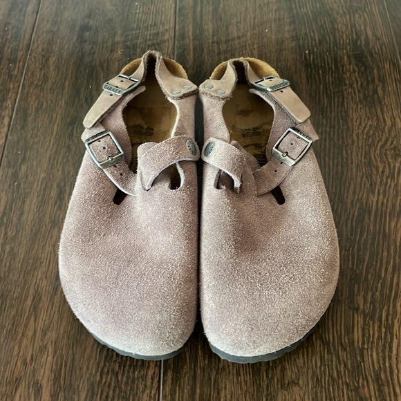 LIKE NEW BIRKENSTOCK Tokio Suede Clogs! - Picture 9 of 14